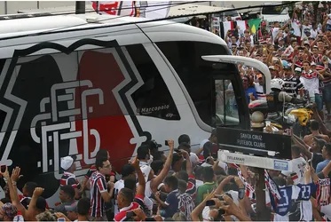 Imagem ilustrativa da imagem O que está em jogo na partida deste sábado (2) entre Santa Cruz e Central