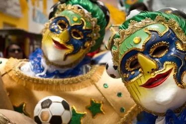 Imagem ilustrativa da imagem Olinda abre oficialmente o Carnaval de Pernambuco com o Cortejo de Brincantes