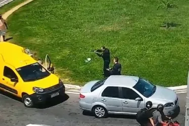 Imagem ilustrativa da imagem Pai e filho detidos por usar carros roubados para fazer entregas dos Correios no ES