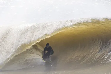 Imagem ilustrativa da imagem Paraíso dos surfistas no Norte do Estado