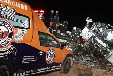Imagem ilustrativa da imagem Pastor, guia de turismo e músico estão entre os mortos em acidente na Bahia