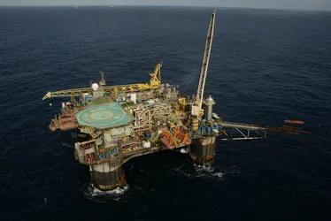 Imagem ilustrativa da imagem Petroleiras desistem de explorar pré-sal no Brasil