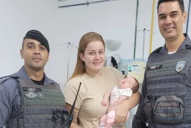 Imagem ilustrativa da imagem Policiais socorrem bebê após engasgo em Viana