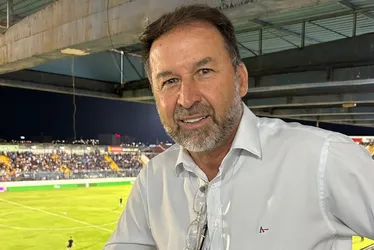 Imagem ilustrativa da imagem Presidente do Corinthians lamenta não ter trazido Gabigol, mas promete 'surpresa'