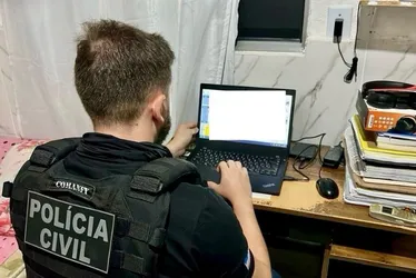 Imagem ilustrativa da imagem Professor é preso em operação da Polícia Civil contra pornografia infantil no ES
