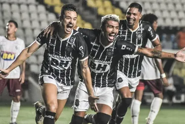 Imagem ilustrativa da imagem Rio Branco goleia a Desportiva e se recupera no Capixabão 2024