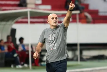 Imagem ilustrativa da imagem Santa Cruz: a fidelidade da torcida e o primeiro desafio da Copa do Nordeste