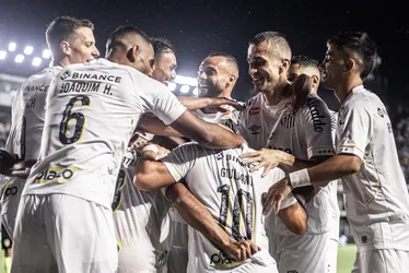 Imagem ilustrativa da imagem Santos leva punição da Fifa e fica impedido de contratar reforços após processo
