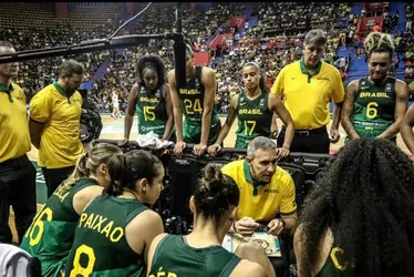 Imagem ilustrativa da imagem Seleção brasileira de basquete perde para Alemanha e fica fora das Olimpíadas