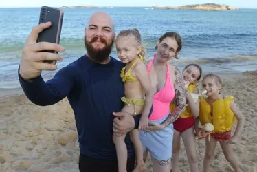 Imagem ilustrativa da imagem Selfies, mergulhos e trilhas com segurança no verão