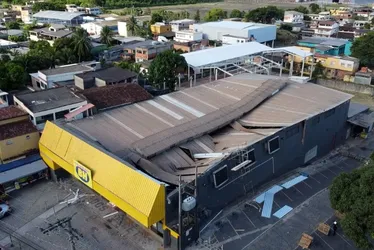 Imagem ilustrativa da imagem Supermercado vai ter de demolir área afetada