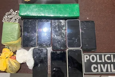 Imagem ilustrativa da imagem Suspeito de homicídio é preso com drogas e TV roubada de órgão público