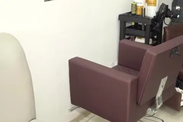 Imagem ilustrativa da imagem Suspeito é preso após dar bom dia e assaltar salão de beleza em Vila Velha