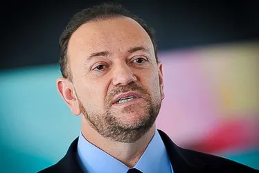 
          Imagem ilustrativa da imagem Tarcísio invoca Caiado para defender ação policial mais dura
          