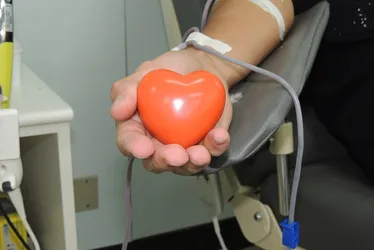 Imagem ilustrativa da imagem Tipos de sangue estão com estoque zerado no Hemoes e Sesa pede doações
