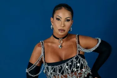 Imagem ilustrativa da imagem Valesca Popozuda tem show interrompido por incêndio