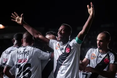 Imagem ilustrativa da imagem Vasco vence Madureira e assume liderança do Cariocão