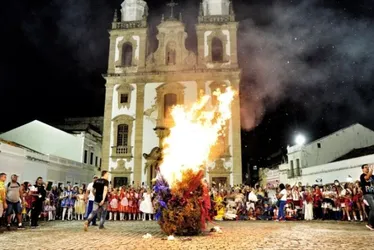 Imagem ilustrativa da imagem Veja programação das prévias do carnaval neste sábado no Recife e em Olinda