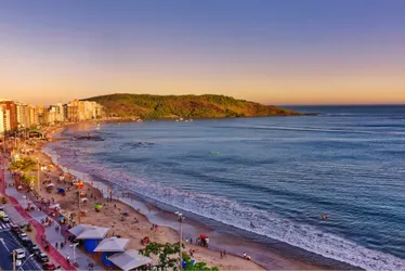 Imagem ilustrativa da imagem Virada com queima de fogos em 5 praias de Guarapari