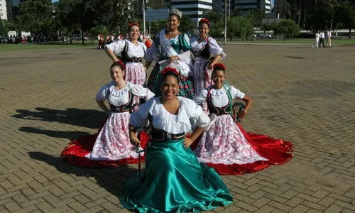 
          Imagem ilustrativa da imagem 150 anos da imigração: uma viagem pela cultura italiana
          