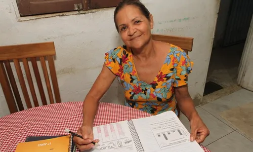 
          Imagem ilustrativa da imagem 30 mil vagas em supletivos para diploma mais rápido
          