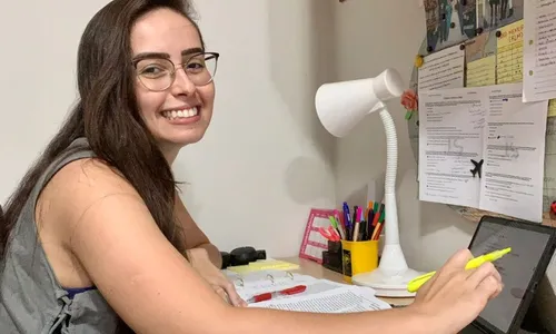 
          Imagem ilustrativa da imagem 8.500 vagas em concursos para ganhar até R$ 33 mil
          