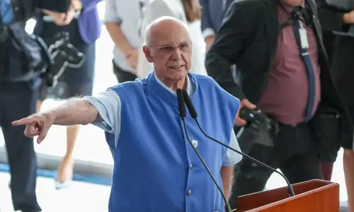 
          Imagem ilustrativa da imagem Ação nacional em apoio ao padre Júlio Lancellotti nesta terça no Grande Recife
          