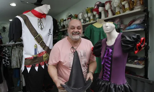 
          Imagem ilustrativa da imagem Acessórios de Carnaval a partir de R$ 10 no Centro de Vitória
          