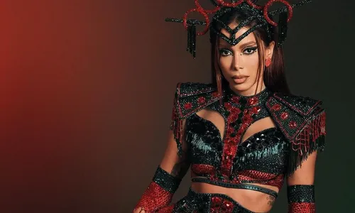 
          Imagem ilustrativa da imagem Anitta diz não se importar mais com sucesso e evitar política para cuidar da saúde
          