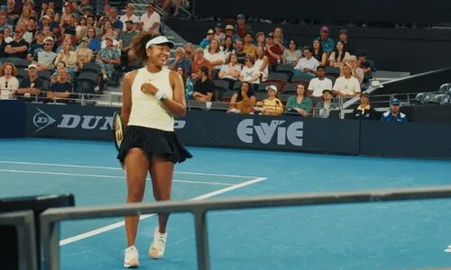 
          Imagem ilustrativa da imagem Após quase 500 dias sem jogar, Osaka retorna com vitória em Brisbane
          