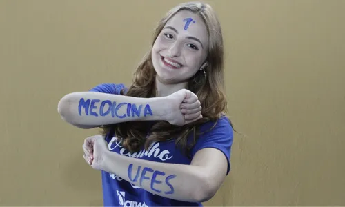 
          Imagem ilustrativa da imagem Aprovados na UFES revelam estratégias que levaram ao sucesso
          