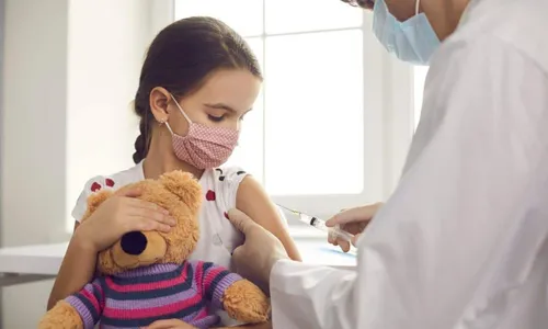 
          Imagem ilustrativa da imagem As 20 cidades que vão ter vacina contra a dengue no ES
          