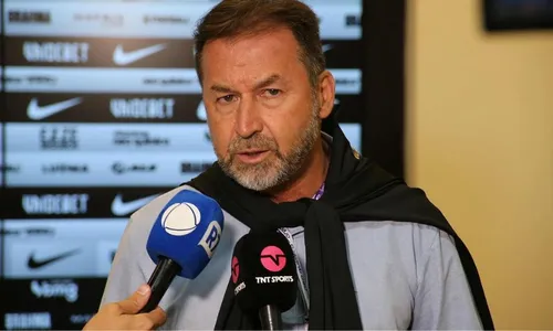 
          Imagem ilustrativa da imagem Augusto Melo coleciona trapalhadas como presidente do Corinthians; veja lista
          