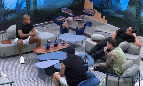 
          Imagem ilustrativa da imagem BBB 24: Rodriguinho com 'sangue nos olhos' e briga entre Davi e Camarotes
          