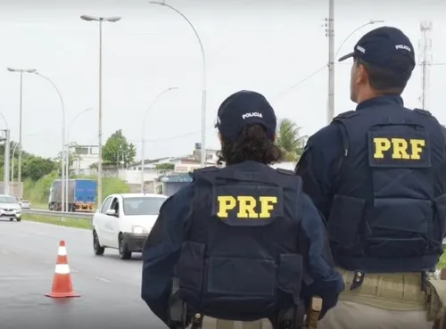 
          Imagem ilustrativa da imagem BR 232 ganha novos radares por conta da remoção da passarela
          