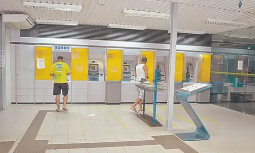 
          Imagem ilustrativa da imagem Bancos abrem nesta Quarta-Feira de Cinzas no ES. Veja o que funciona
          