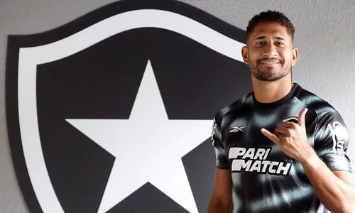 
          Imagem ilustrativa da imagem Botafogo confirma zagueiro Pablo por empréstimo junto ao Flamengo até o fim do ano
          