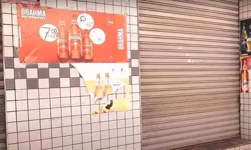 
          Imagem ilustrativa da imagem Cabeleireiro é esfaqueado em bar em São Torquato
          