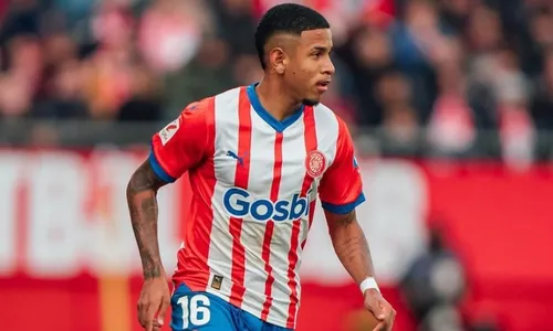 
          Imagem ilustrativa da imagem Capixaba vai jogar no Manchester City
          