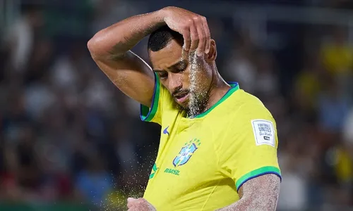 
          Imagem ilustrativa da imagem Capixabas marcam, Brasil vence Itália e é hexa da Copa do Mundo de Futebol de Areia
          