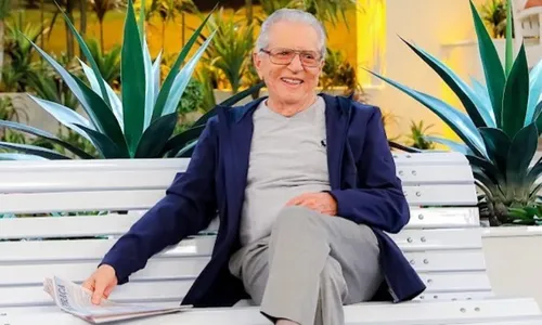 
          Imagem ilustrativa da imagem Carlos Alberto de Nóbrega recebe alta após cirurgia no cérebro
          