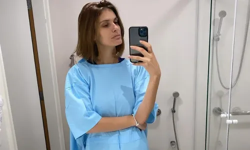 
          Imagem ilustrativa da imagem Carol Francischini é diagnosticada com câncer no útero e passa por cirurgia
          