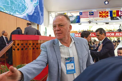 
          Imagem ilustrativa da imagem Casagrande presente no dia 08
          