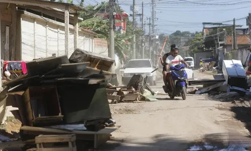 
          Imagem ilustrativa da imagem Chuvas: estado do Rio tem mais de 9 mil desalojados e 300 desabrigados
          