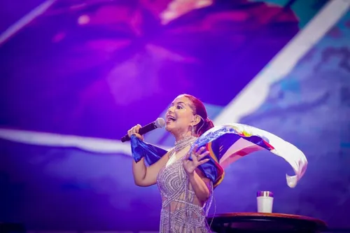 
          Imagem ilustrativa da imagem Com inflamação na garganta, Priscila Senna cancela shows neste Carnaval
          