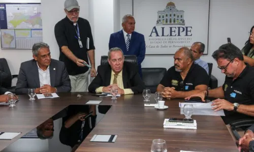 
          Imagem ilustrativa da imagem Comissão da Alepe se reúne com Governo para apresentar demandas da Polícia Civil
          