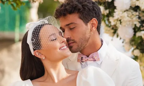 
          Imagem ilustrativa da imagem Como marido de Larissa Manoela usou filme da Disney para alfinetar pais da atriz
          