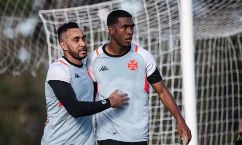 
          Imagem ilustrativa da imagem Como o Vasco vai jogar duas vezes na mesma noite em países diferentes?
          