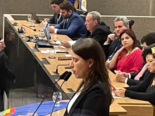 
          Imagem ilustrativa da imagem Conversa do presidente da Alepe vaza com críticas a discurso da governadora
          