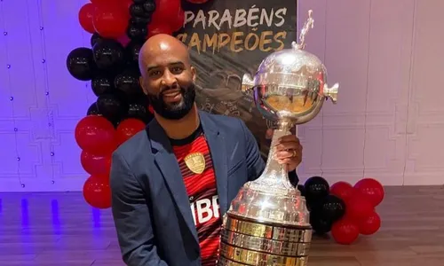 
          Imagem ilustrativa da imagem Corinthians anuncia executivo de futebol Fabinho Soldado, ex-Flamengo
          